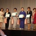 17.東リジョン賞表彰式では、夢を生きる賞日本東リジョン賞をはじめ、会員拡張賞など多くのクラブが讃えられました