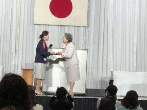 成功を祝うソロプチミスト賞　資金調達部門　「日本東リジョン最優秀賞」